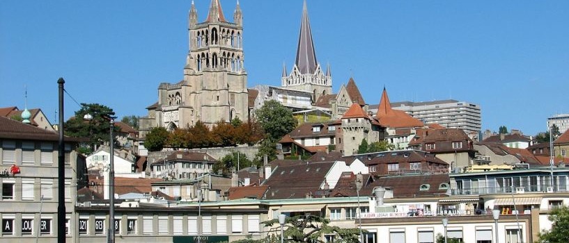 Het dorpje Lausanne met een van de grootste centra van Zwitserland