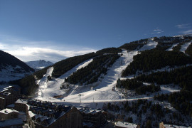 Bezoek een van de grootste skigebieden in Europa vanuit Soldeu