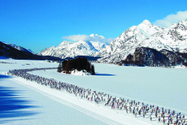 Auf der Suche nach einer Winter Herausforderung mit der Familie? Registrieren Sie sich für den Engadin Skimarathon!