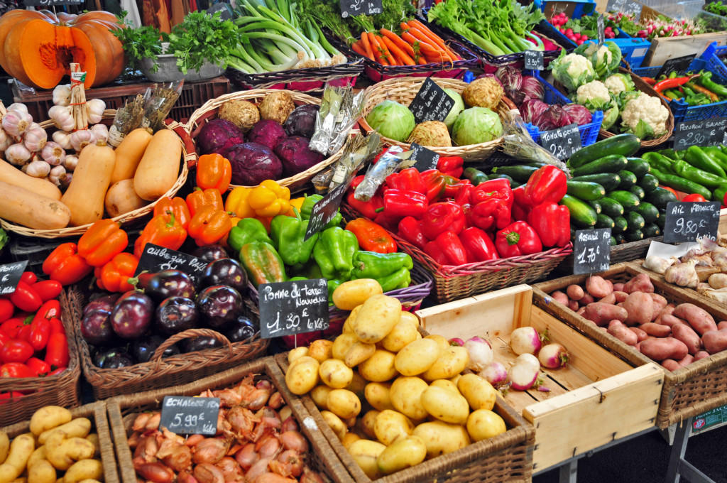 Der Gambetta Markt ist der Ort für frische und saftige Lebensmittel, aber auch für Kleidung, Leder und vielem mehr, sind Sie hier an der richtigen Adresse.