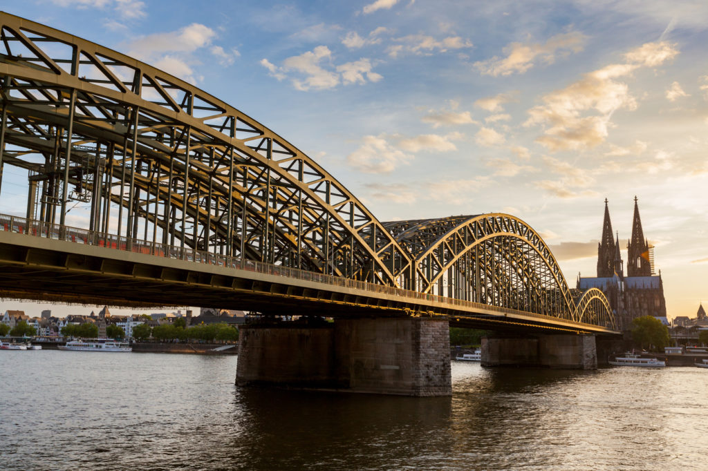 Puente Hohenzollern, Colonia