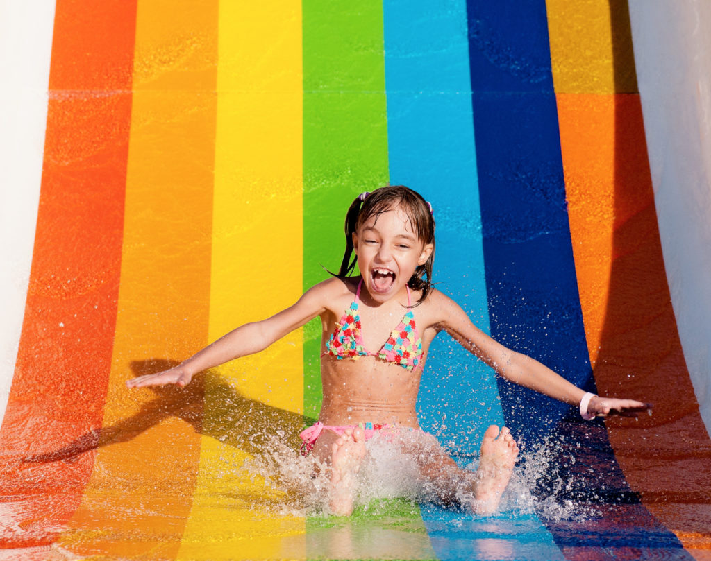 Kinderparadies in Aqualand ist ein Mini-Wasserpark, ideal für den Aufbau des Vertrauens der Kleinen.