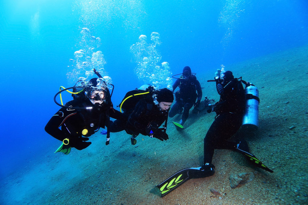 Gehen Sie unter Wasser mit Ihren Freunden in Santa Eulària!