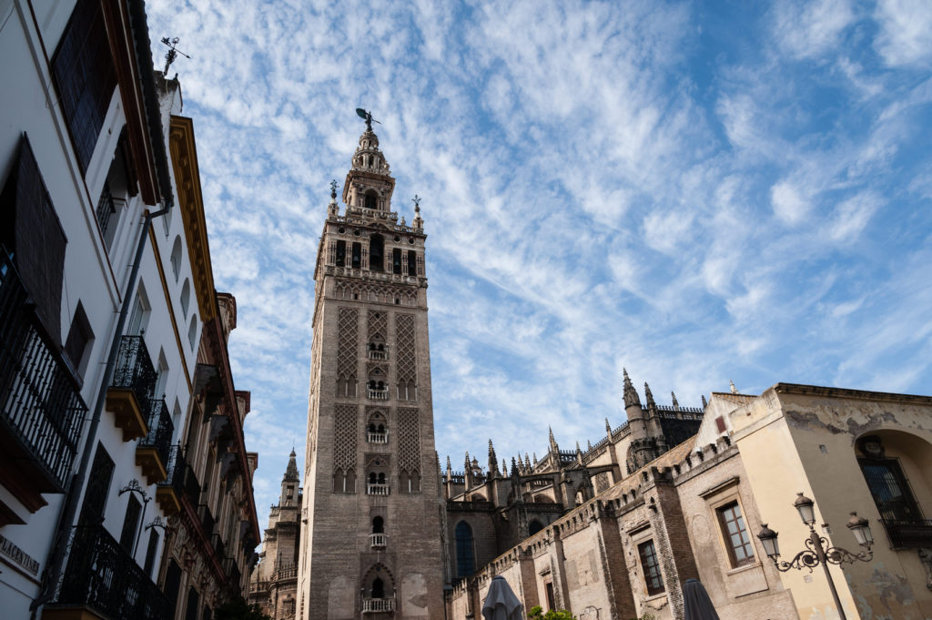 La Giralda ist vielleicht Sevillas prägendstes Wahrzeichen.