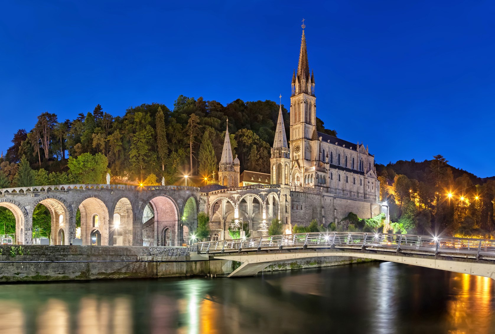 best travel route to lourdes