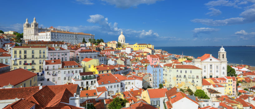 Ontdek Romantisch Alfama: De Fado-Wijk van Lissabon