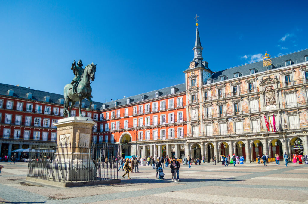 MADRID, SPAIN - March 03, 2016: Felipe III statue and Casa de la Panaderia on Plaza Mayor in Madrid, Spain
