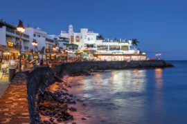 Playa Blanca – Härligt året om på vulkanön Lanzarote