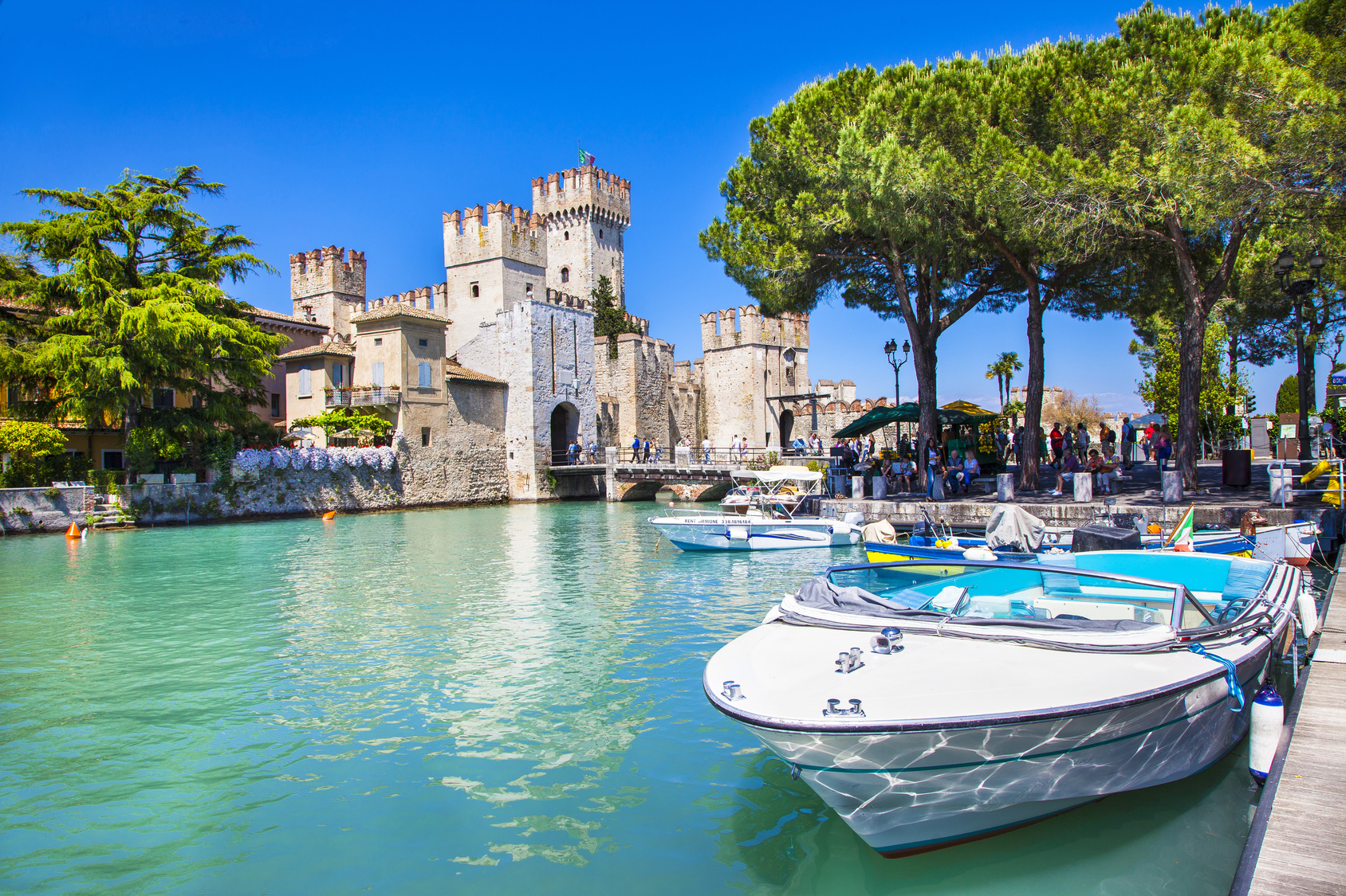 tour de garde en italien