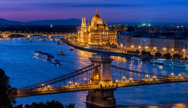Blau in Budapest: Die Besten Bars & Clubs