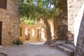 Enchanting Elounda: Explore the Beauties of this Cretan Town