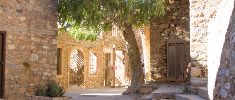 Enchanting Elounda: Explore the Beauties of this Cretan Town