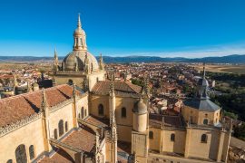 Segovia – Sagolik stad med Törnrosaslott