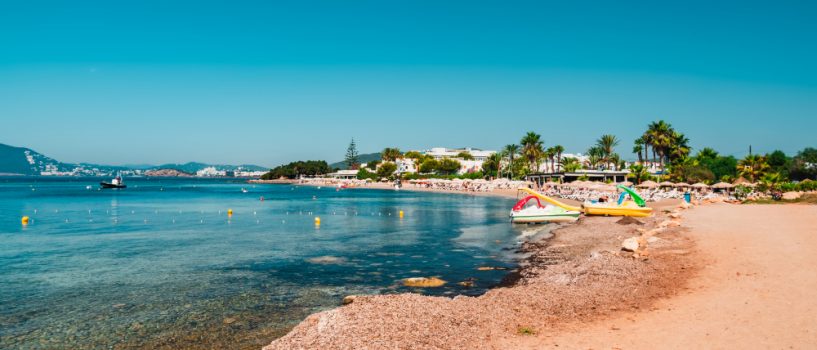 S´Argamassa – Badliv och hippiemarknader på Ibiza