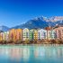 De Vrolijkheid van de Straten van Innsbruck