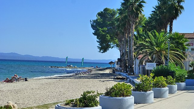 Pefkochori Flegra beach.jpg