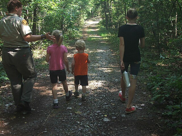 Twin Lakes Nature Hike (15072865522).jpg