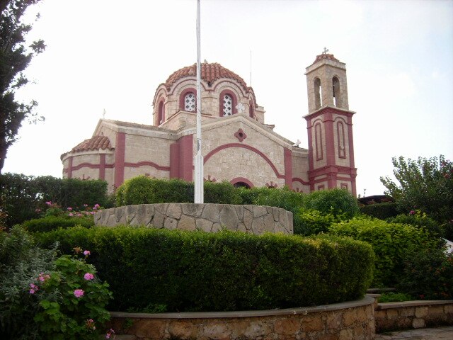 Agios Georgios - panoramio - Arnold Schott.jpg