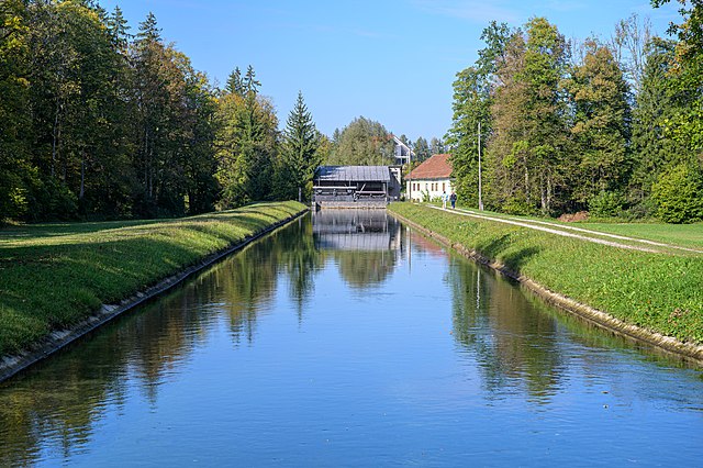 Pettenbach Kraftwerkskanal Almmühle-6756-2.jpg