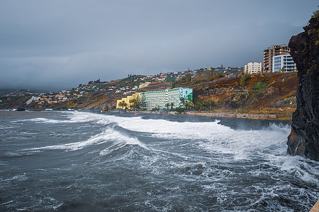 Praia Formosa DSC 0093 (52611649784).jpg